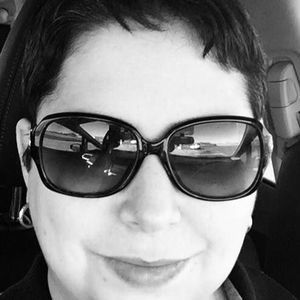 Meet your Posher, Nicole